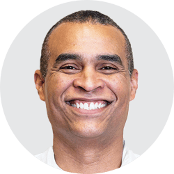 Reinaldo Rosario, MD