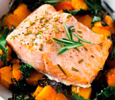 Eeasy one-pan salmon meal